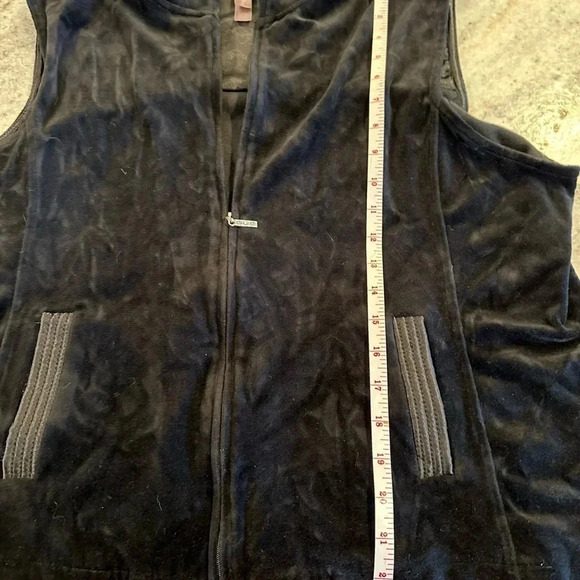 White Stag Women's Velour Zippered Black Vest Size XLarge - Picture 7 of 10
